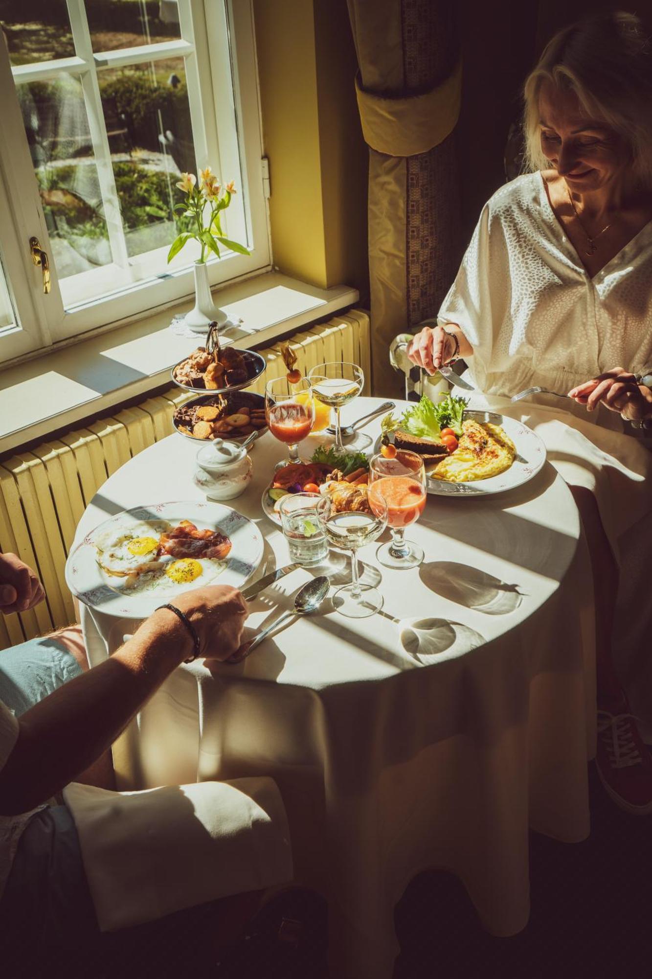 Ekesparre Boutique Hotel Kuressaare Eksteriør billede